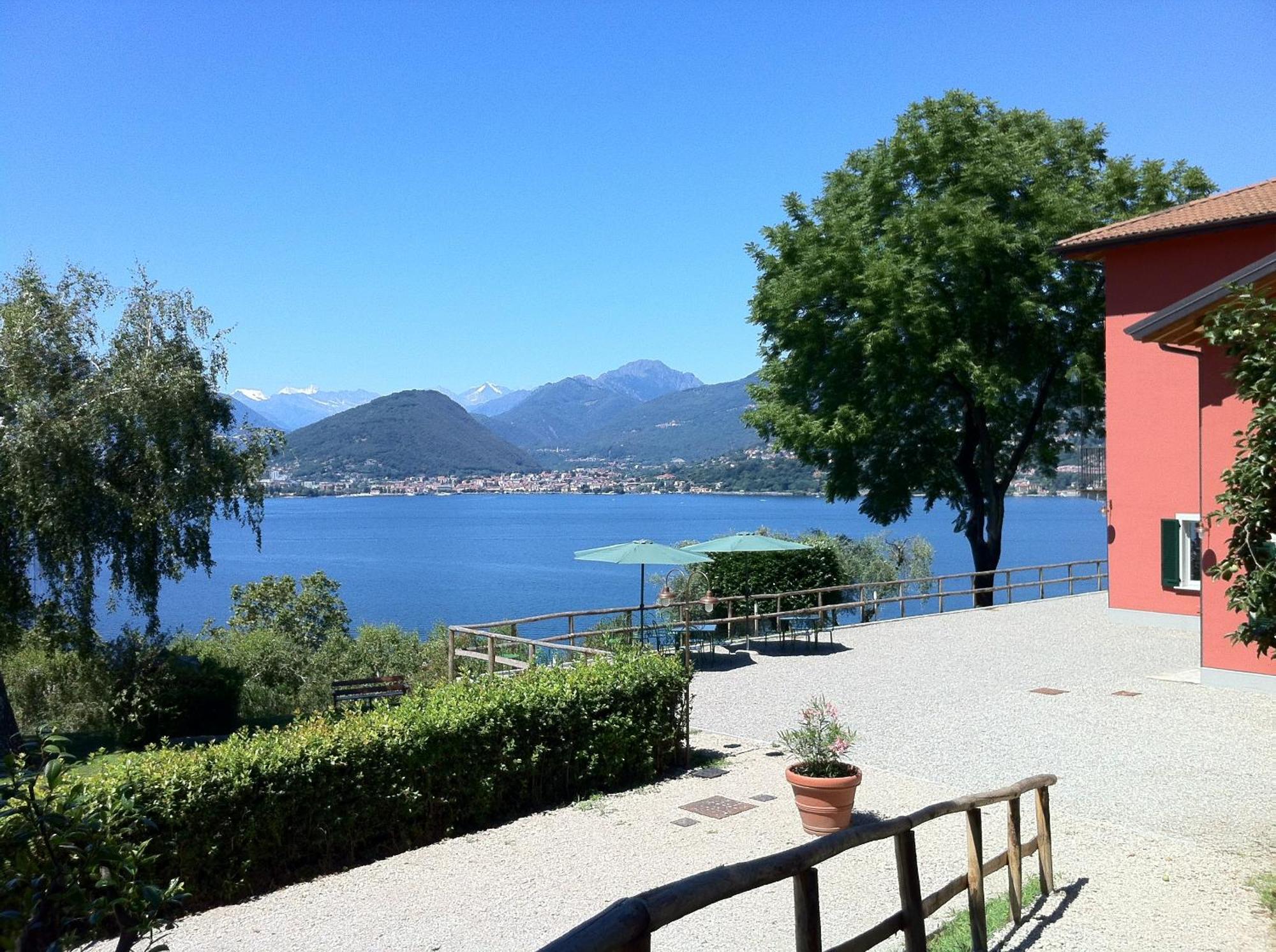 Locanda Pozzetto Лавено-Момбелло Екстер'єр фото