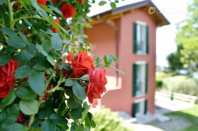 Locanda Pozzetto Лавено-Момбелло Екстер'єр фото